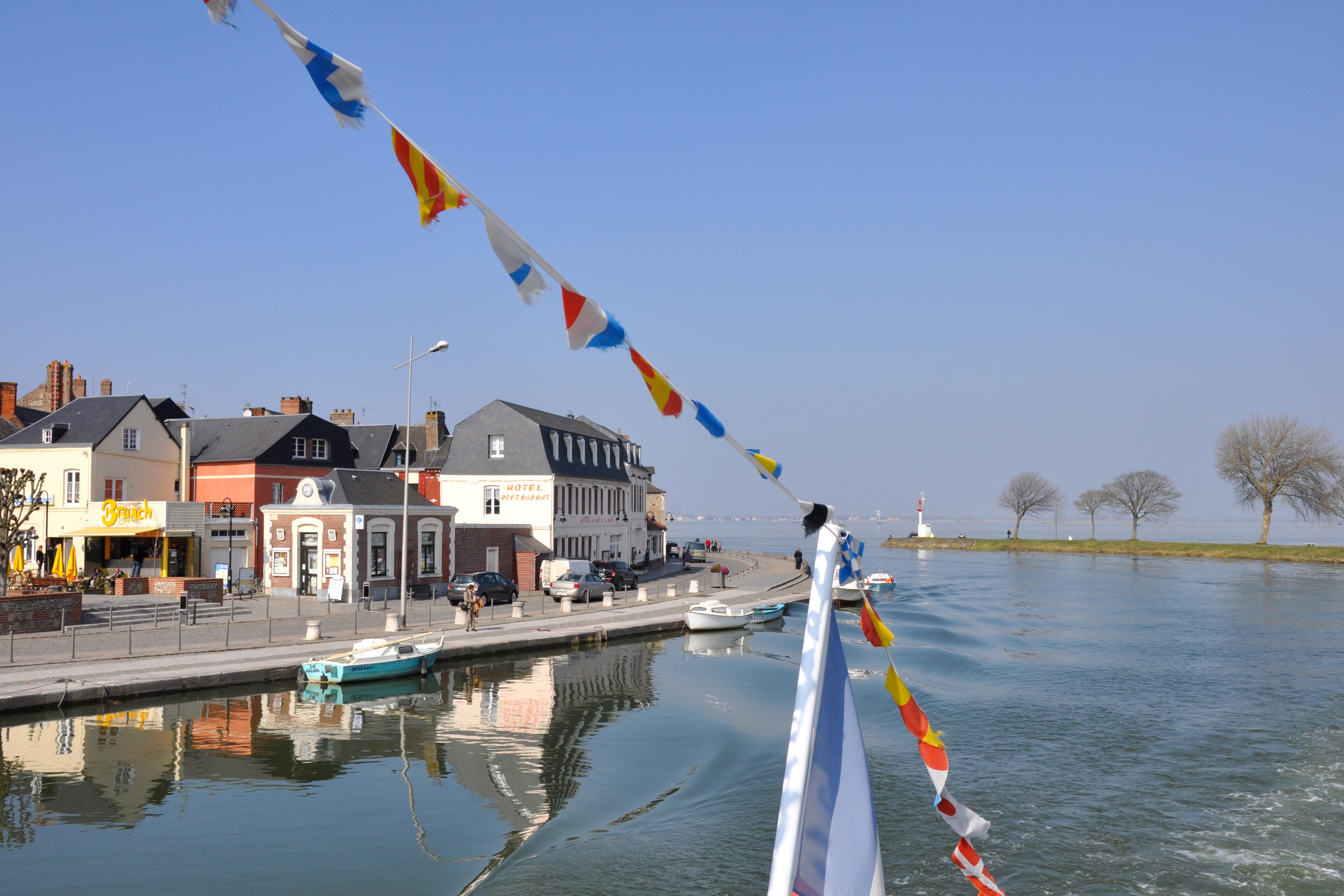 Hotel Du Port Et Des Bains แซ็งต์-วาเลรี-ซัวร์-ซอมม์ ภายนอก รูปภาพ