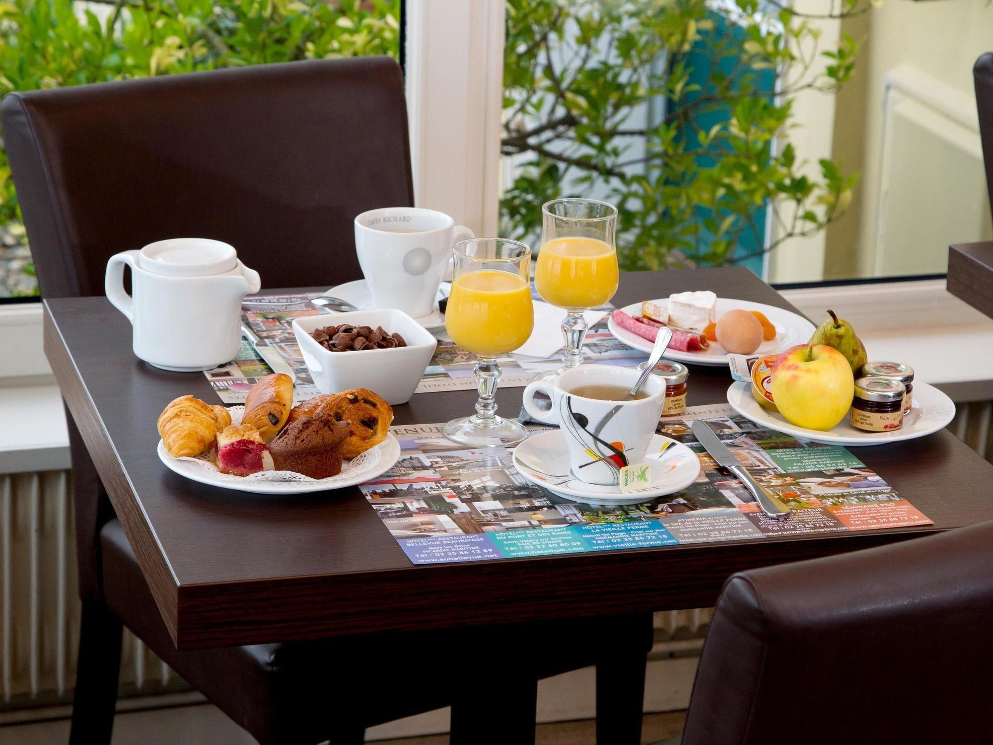 Hotel Du Port Et Des Bains แซ็งต์-วาเลรี-ซัวร์-ซอมม์ ภายนอก รูปภาพ