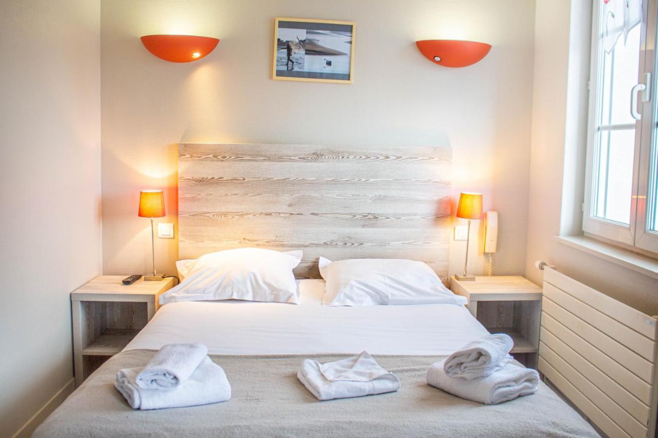 Hotel Du Port Et Des Bains แซ็งต์-วาเลรี-ซัวร์-ซอมม์ ภายนอก รูปภาพ